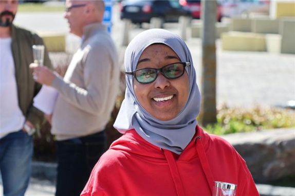 Ilham Abdalla på Ny mötesplats i Araby