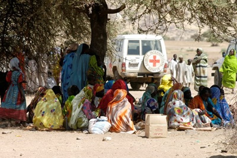 Matutdelning i Darfur i Sudan.