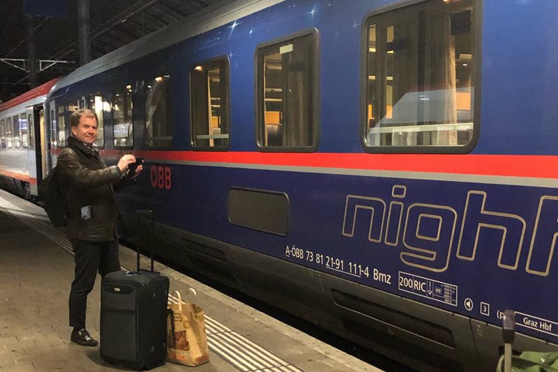 Martin Ärnlöv på tågresa mellan Stockholm och Gèneve