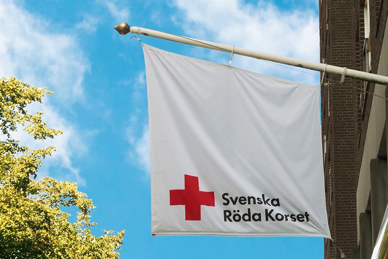 Svenska Röda Korsets flagga